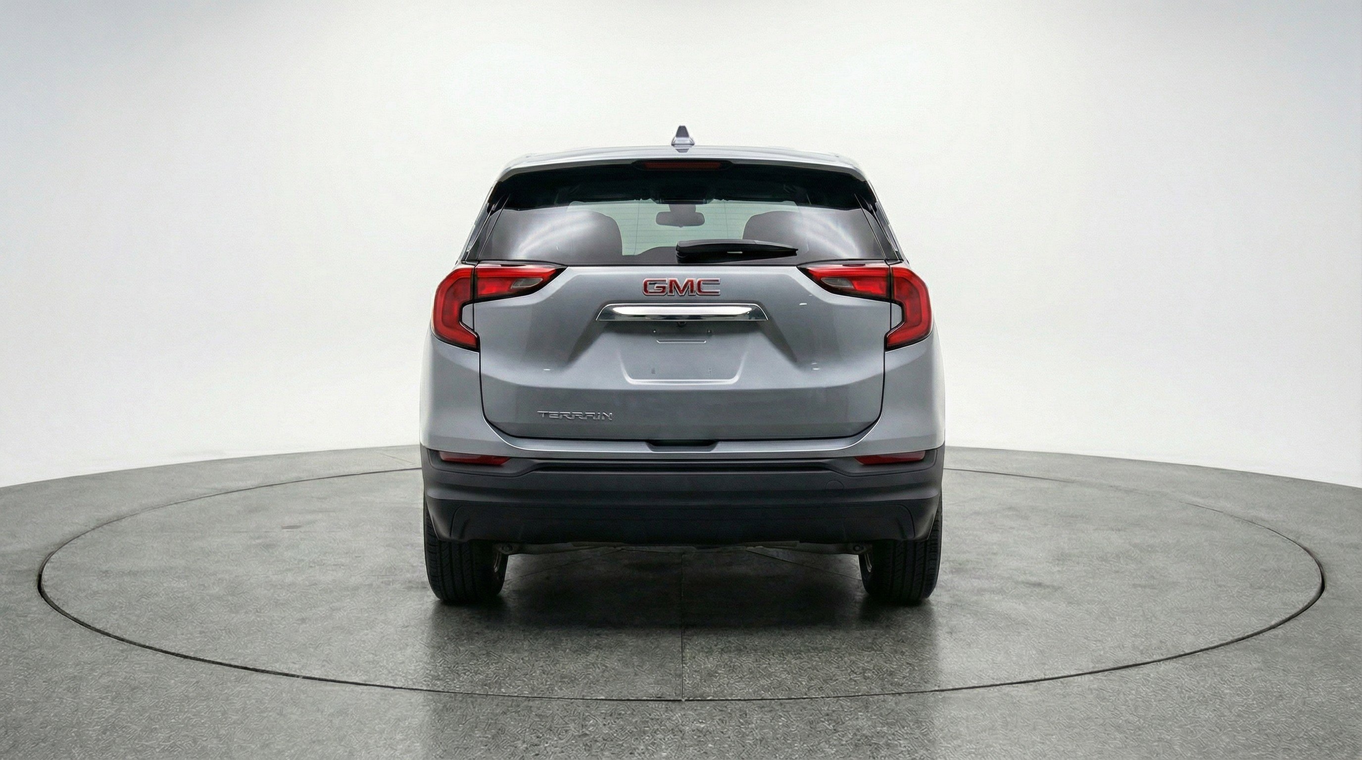 Used 2024 GMC Terrain SLE image 7