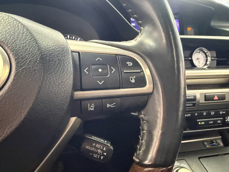 Used 2018 Lexus ES 350 w/ Navigation System Package FWD image 62