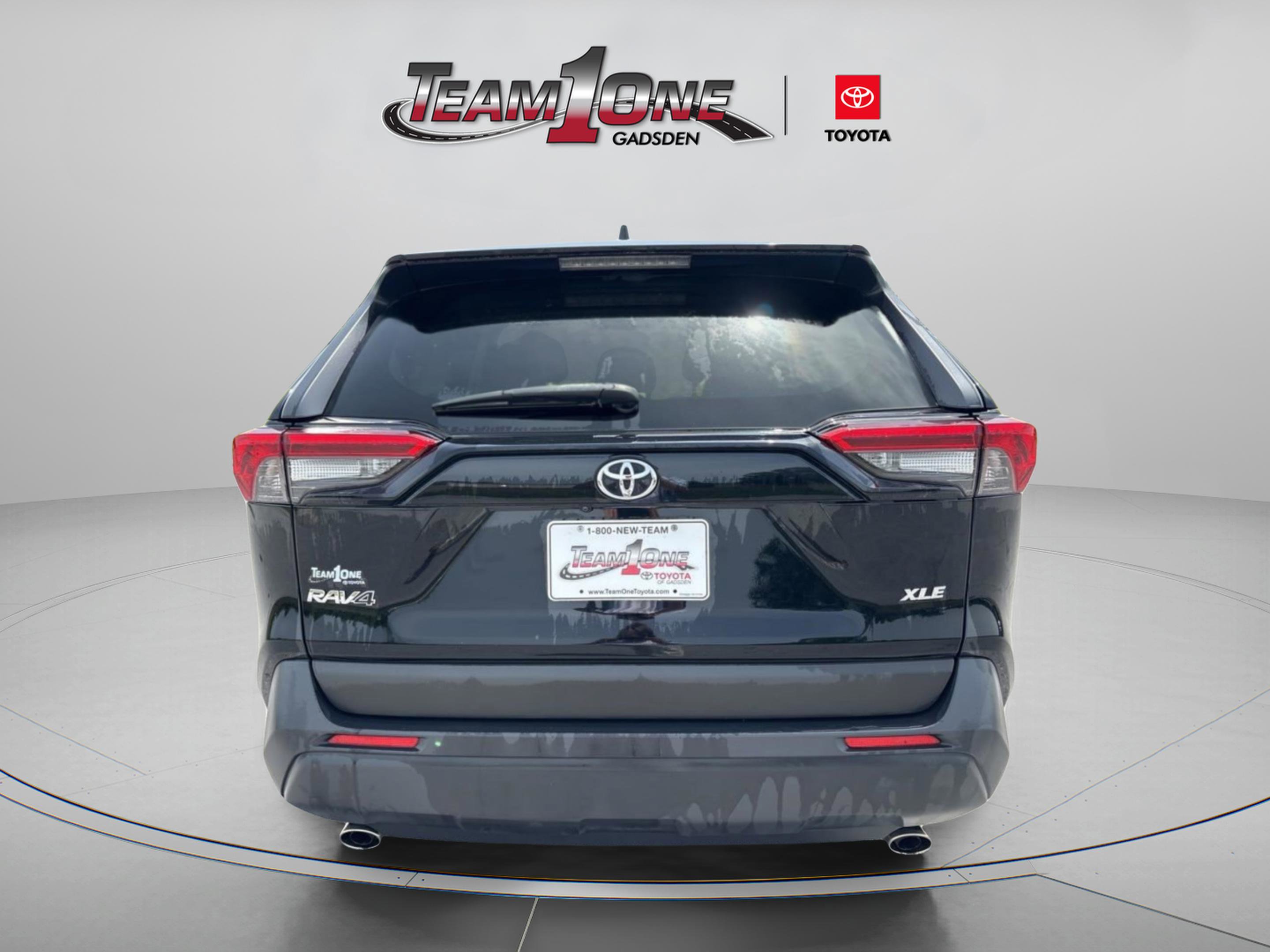 Used 2023 Toyota RAV4 XLE Premium FWD image 10