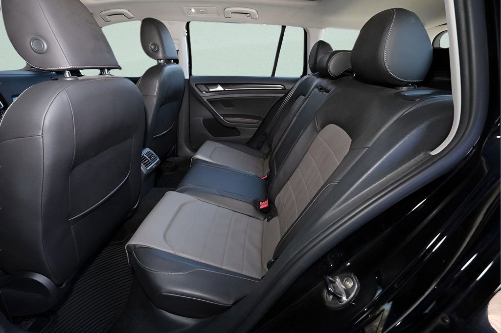 Used 2015 Volkswagen Golf SEL FWD image 13