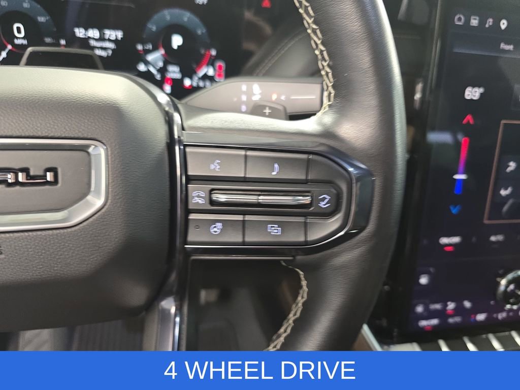 Used 2025 GMC Yukon Denali Ultimate AWD/4WD image 20