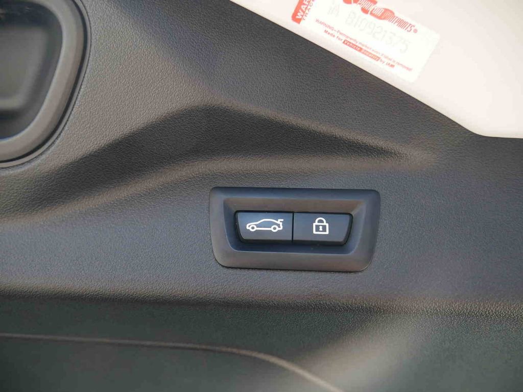Used 2023 BMW X7 xDrive40i w/ Premium Package image 11