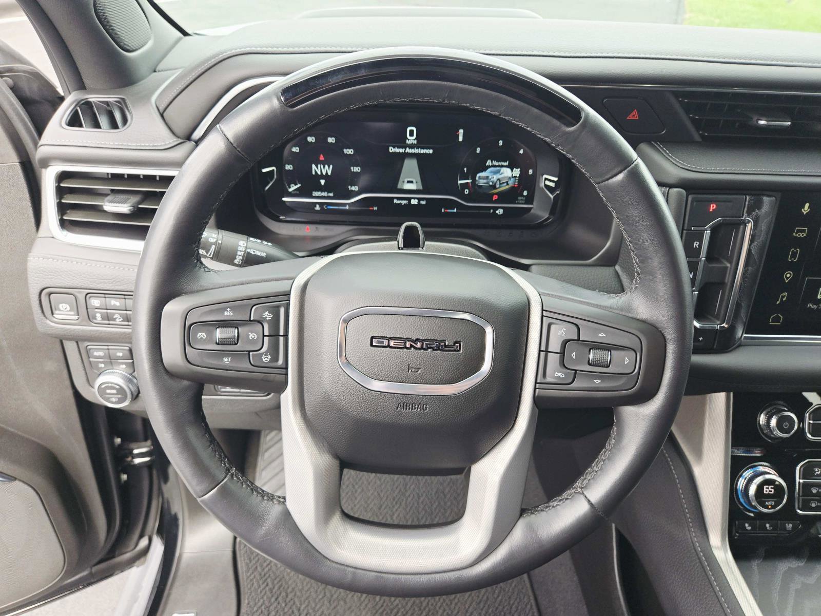 Used 2023 GMC Yukon XL Denali w/ Denali Reserve Package image 26