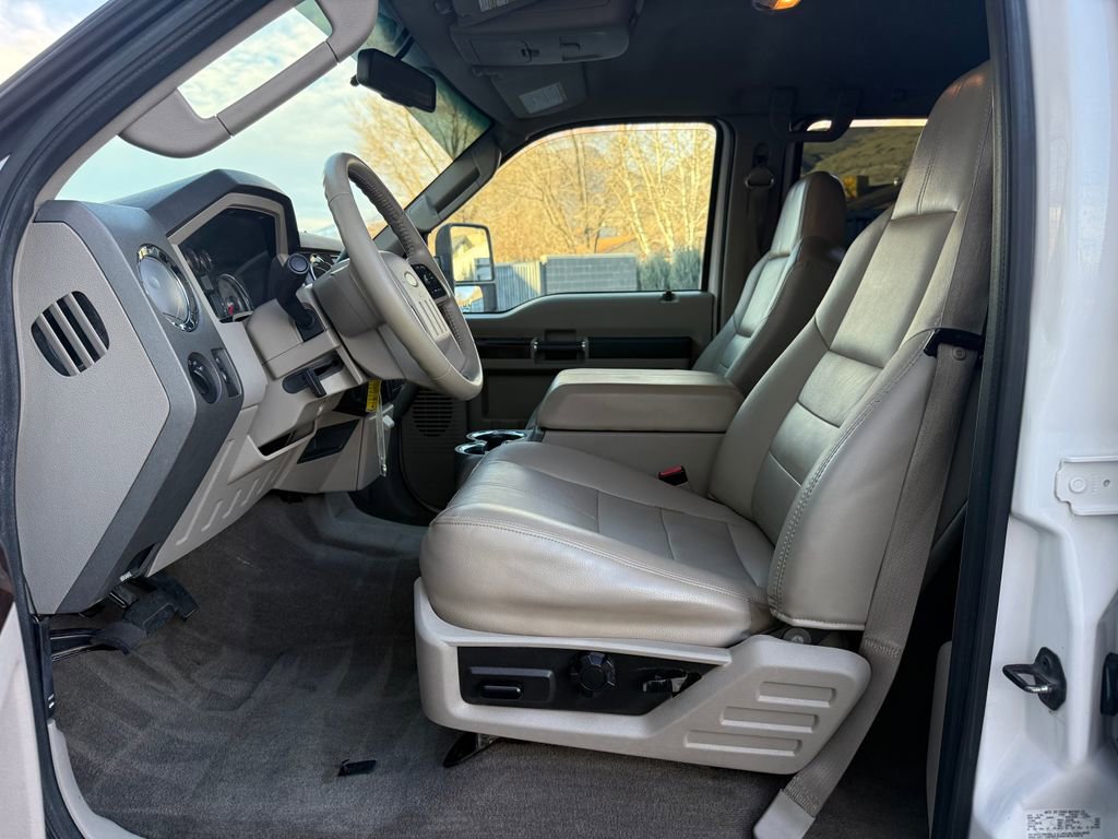 Used 2010 Ford F250 Lariat image 34