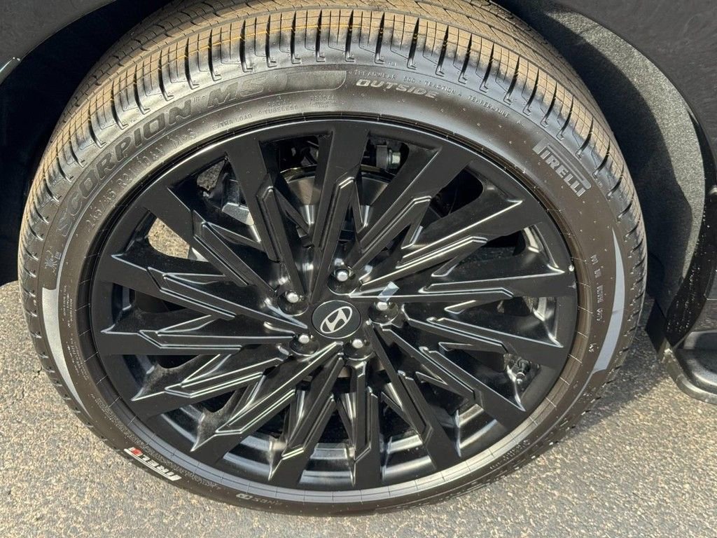 New 2026 Hyundai Santa Fe Calligraphy image 4
