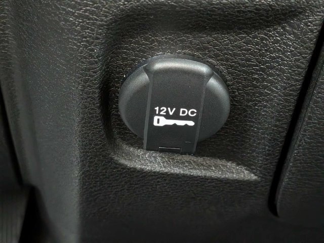 Used 2022 RAM 1500 Warlock AWD/4WD image 21