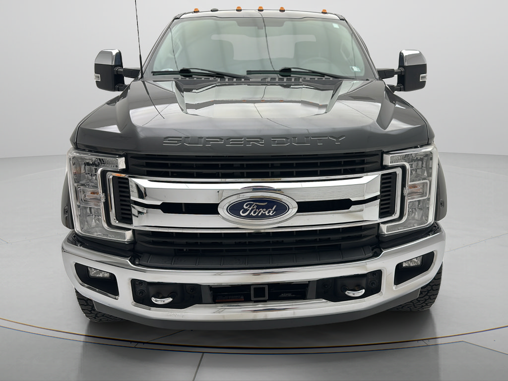 Used 2018 Ford F250 XLT w/ XLT Premium Package AWD/4WD image 2