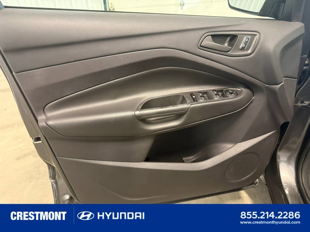 Used 2016 Ford Escape S image 23