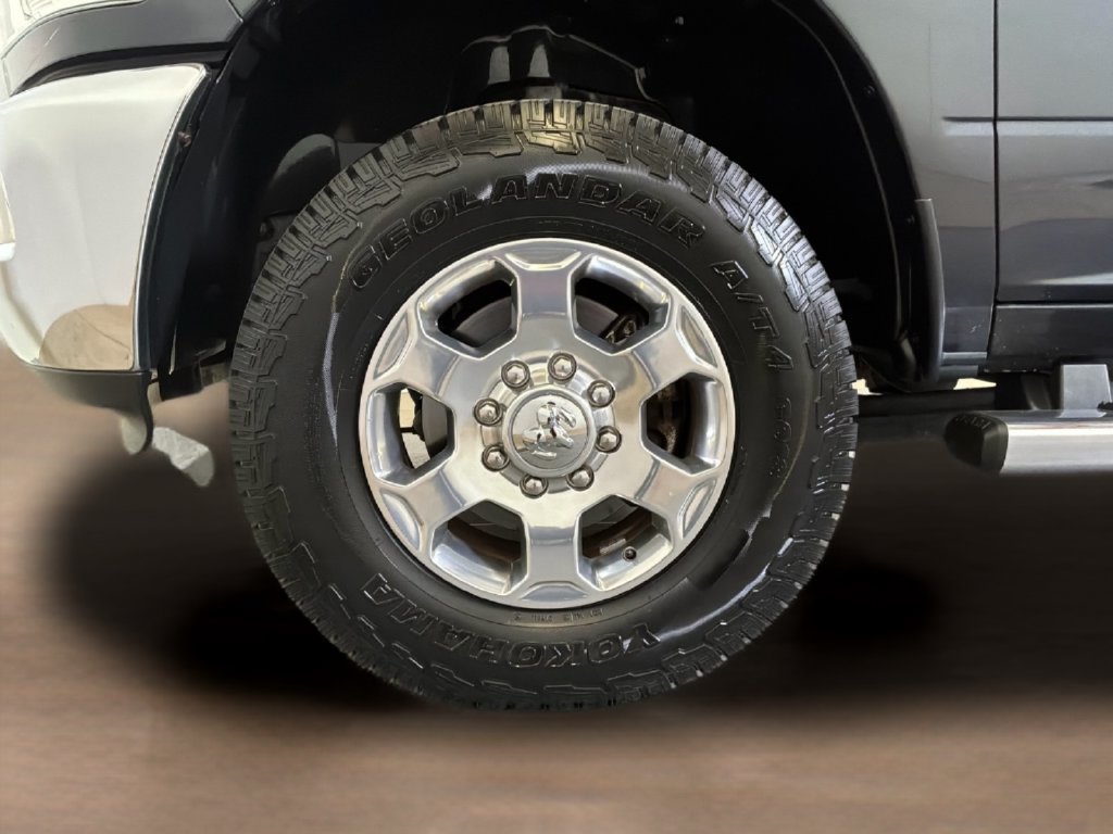 Certified 2016 RAM 2500 Big Horn AWD/4WD image 9