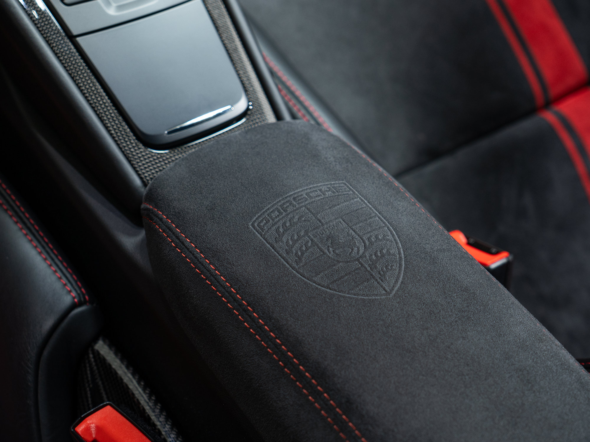 Certified 2018 Porsche 911 GT3 RWD image 32