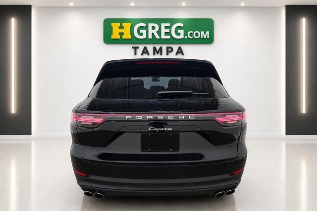 Used 2023 Porsche Cayenne w/ Premium Package AWD/4WD image 8