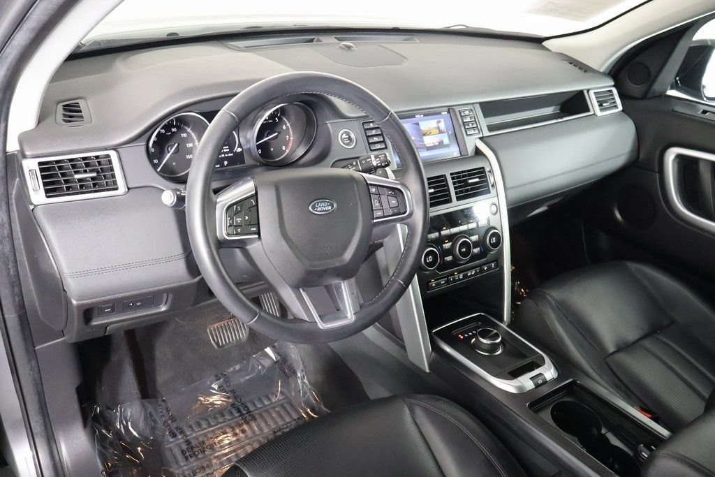 Used 2017 Land Rover Discovery Sport HSE AWD/4WD image 7