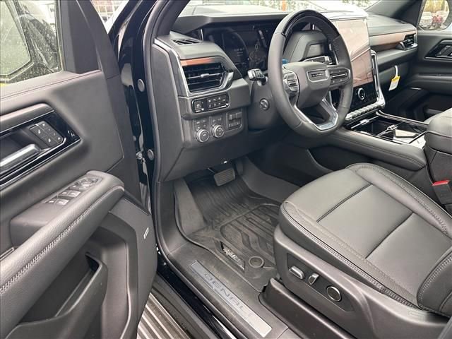 New 2026 GMC Yukon XL Denali w/ Denali Reserve Package image 18