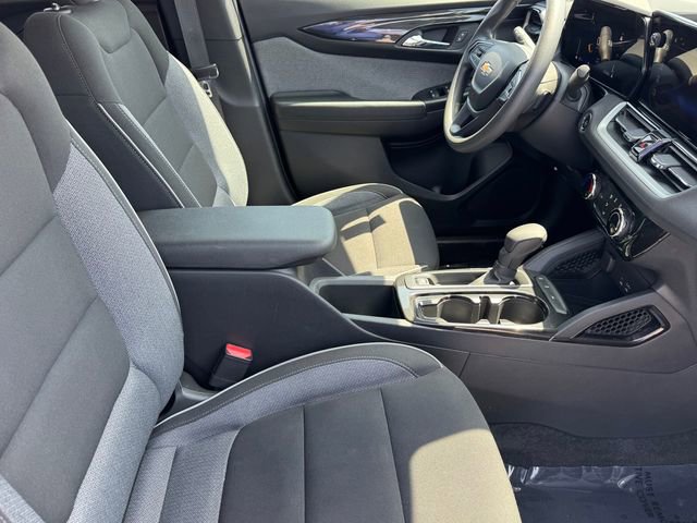 Certified 2025 Chevrolet TrailBlazer LT FWD image 8