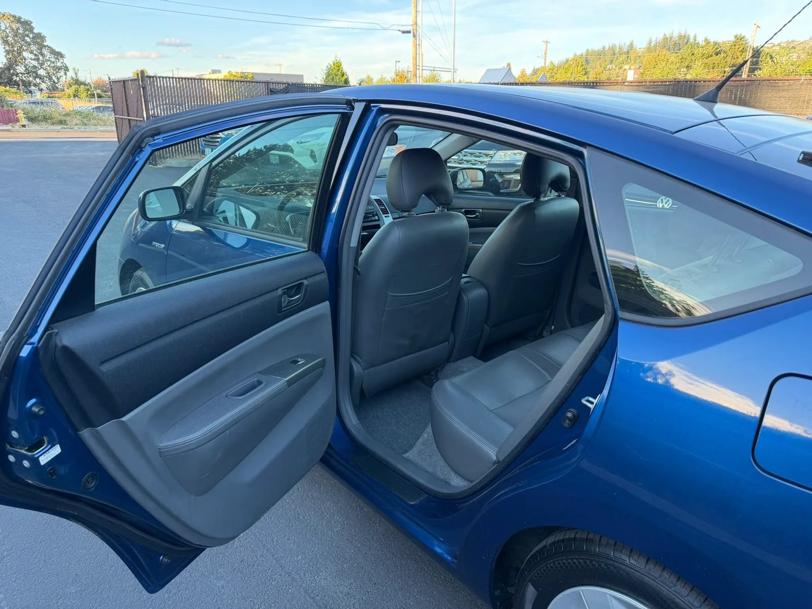 Used 2009 Toyota Prius w/ Pkg 2 FWD image 11