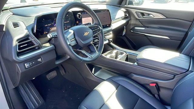 New 2026 Chevrolet Traverse LT w/ LPO, Floor Liner Package FWD image 11