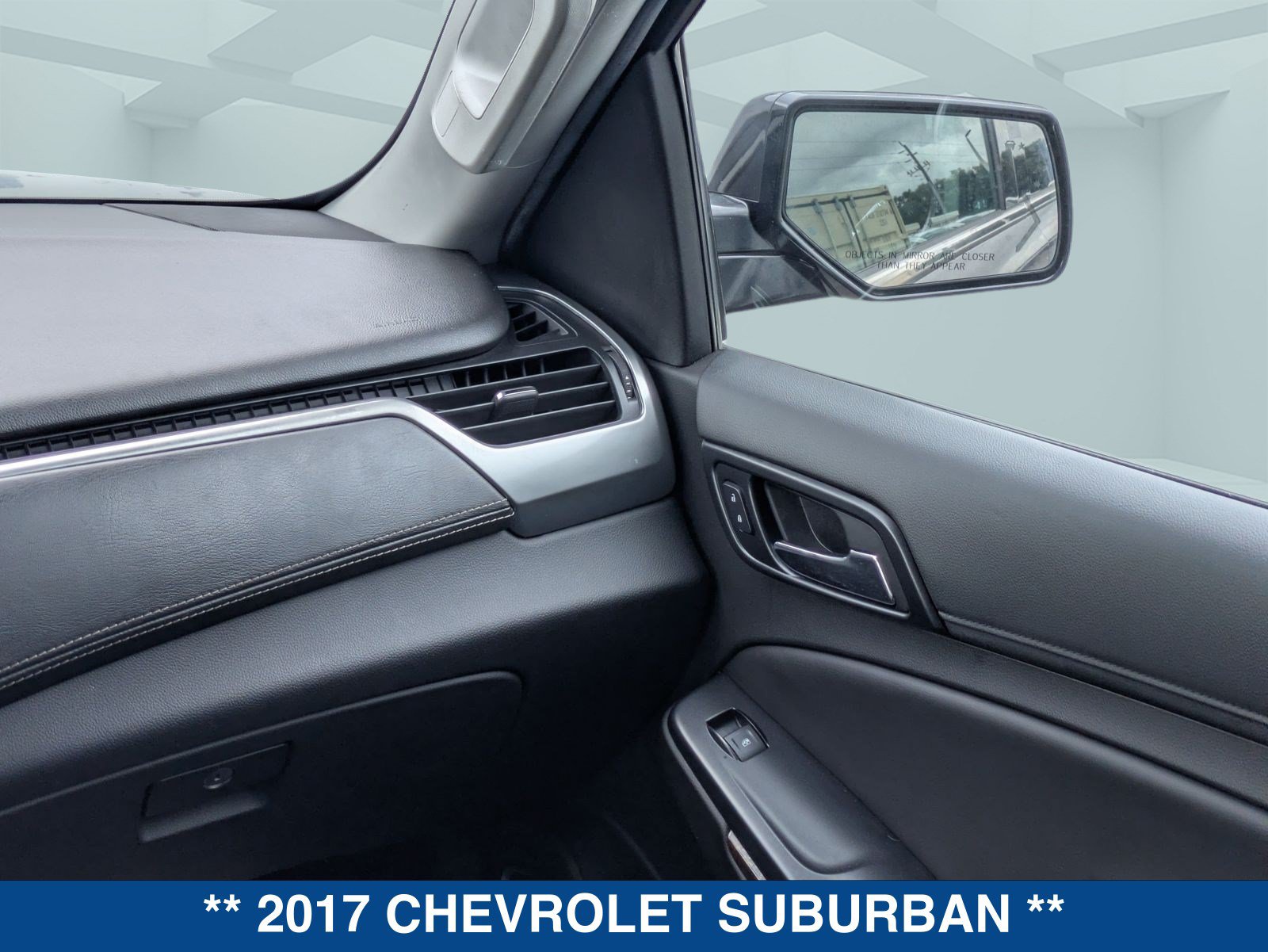 Used 2017 Chevrolet Suburban LT w/ LT Signature Package RWD image 20
