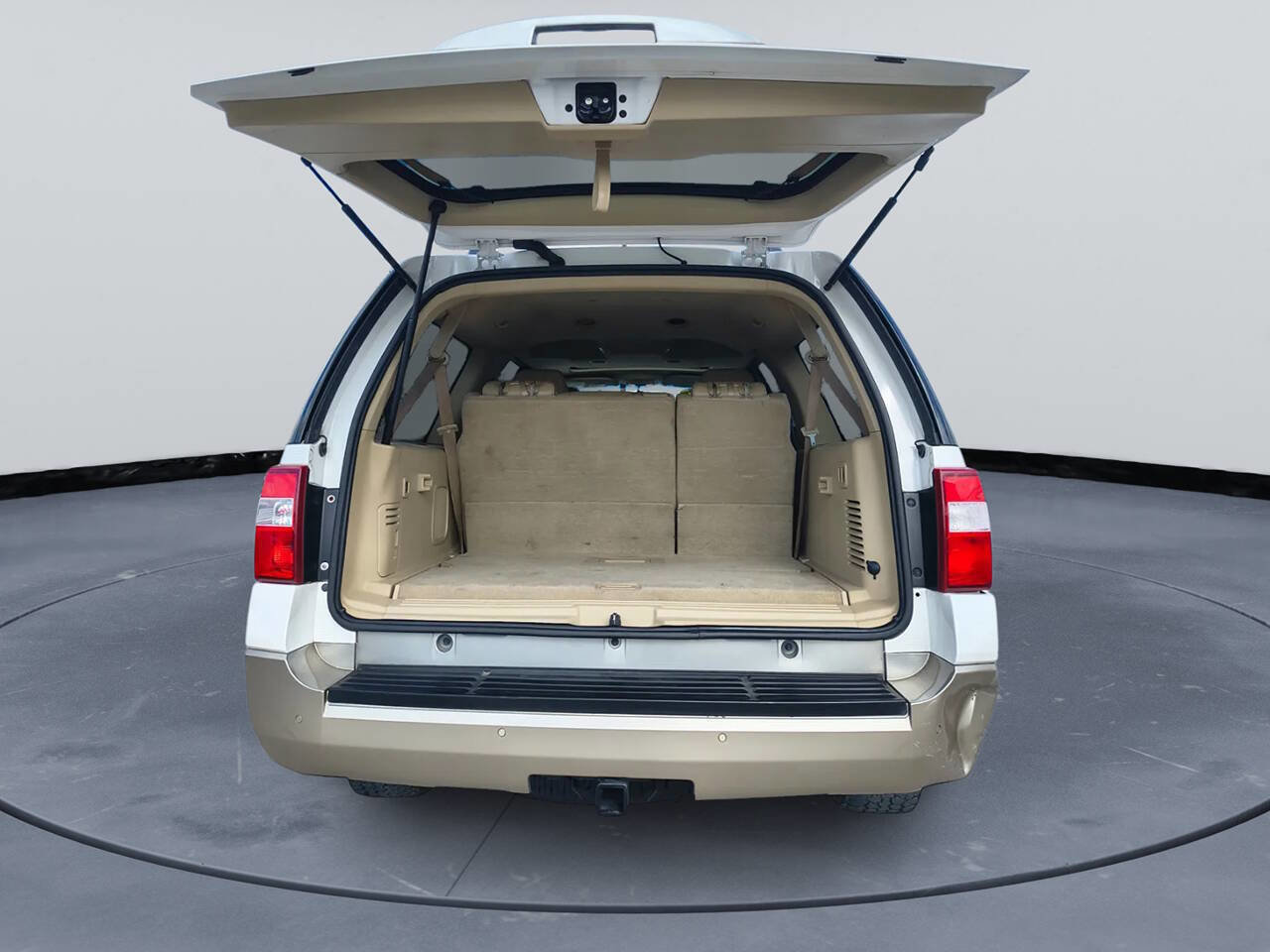 Used 2012 Ford Expedition EL XLT image 7