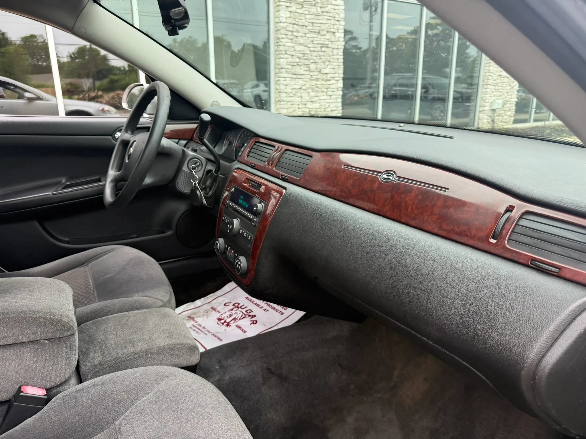 Used 2008 Chevrolet Impala LT FWD image 12