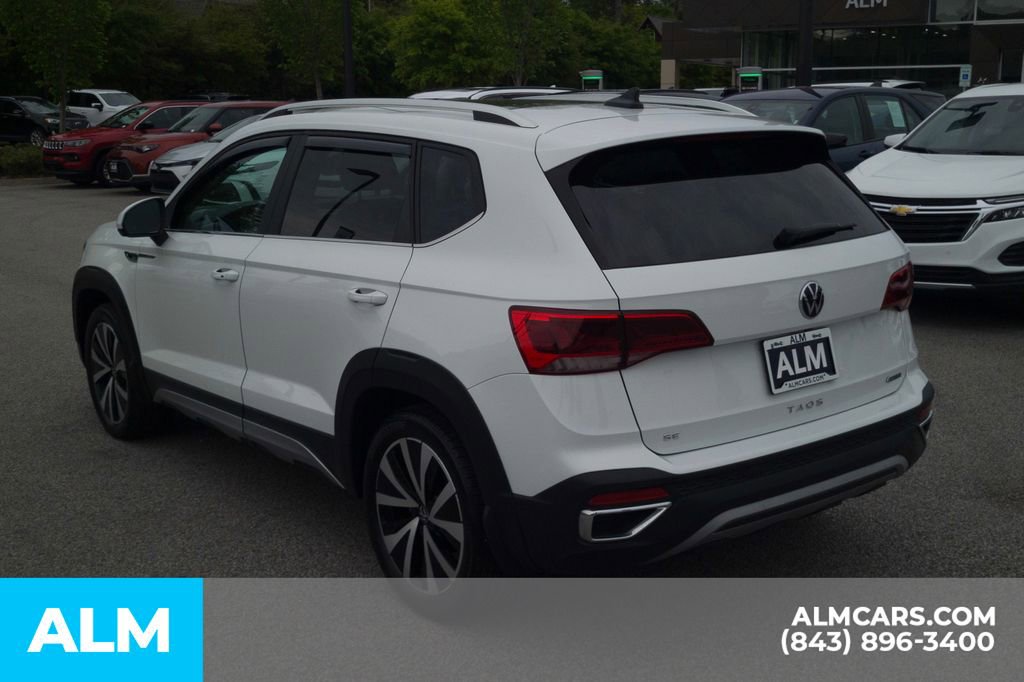 Used 2022 Volkswagen Taos SE image 9