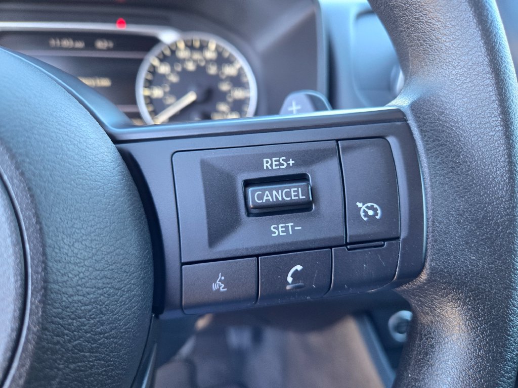 Used 2023 Nissan Rogue S AWD/4WD image 23