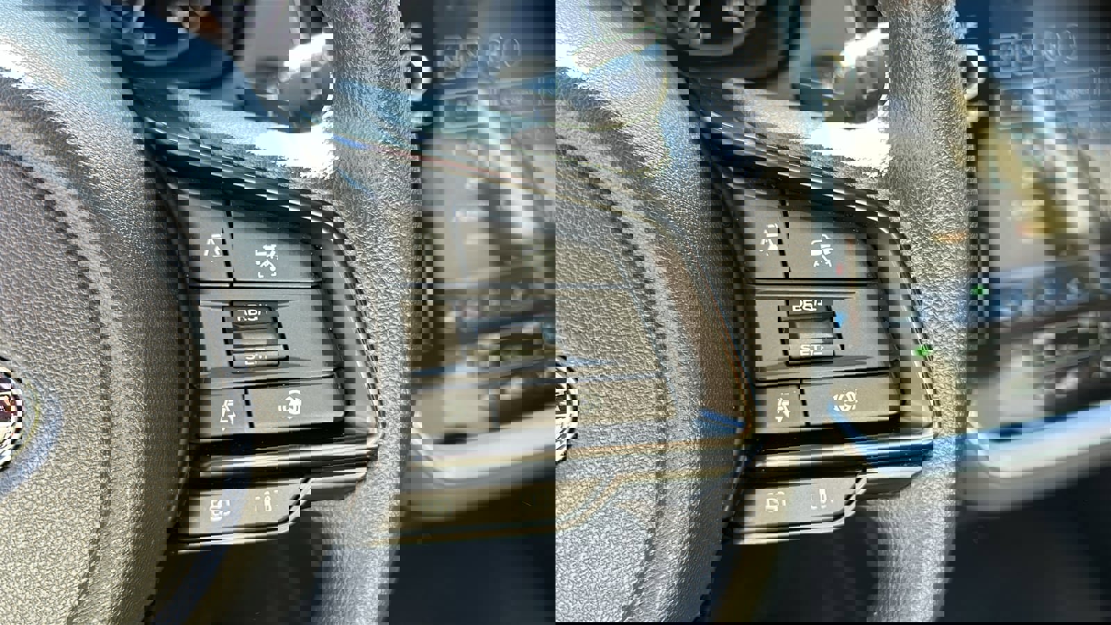 Certified 2025 Subaru Crosstrek 2.0i Premium image 13