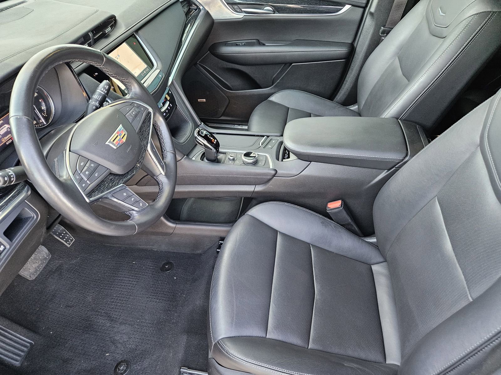 Certified 2023 Cadillac XT5 Premium Luxury FWD image 16