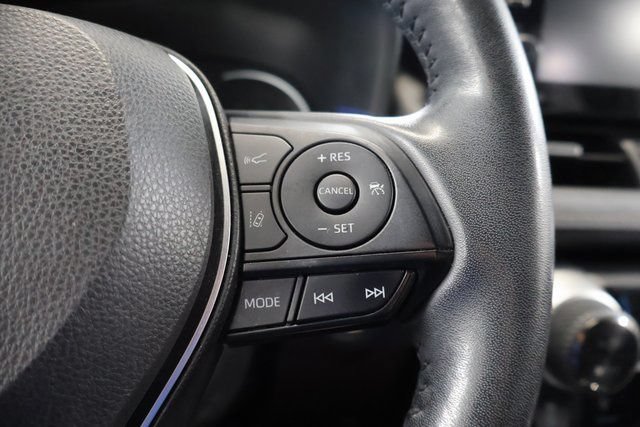 Used 2022 Toyota RAV4 Limited AWD/4WD image 21