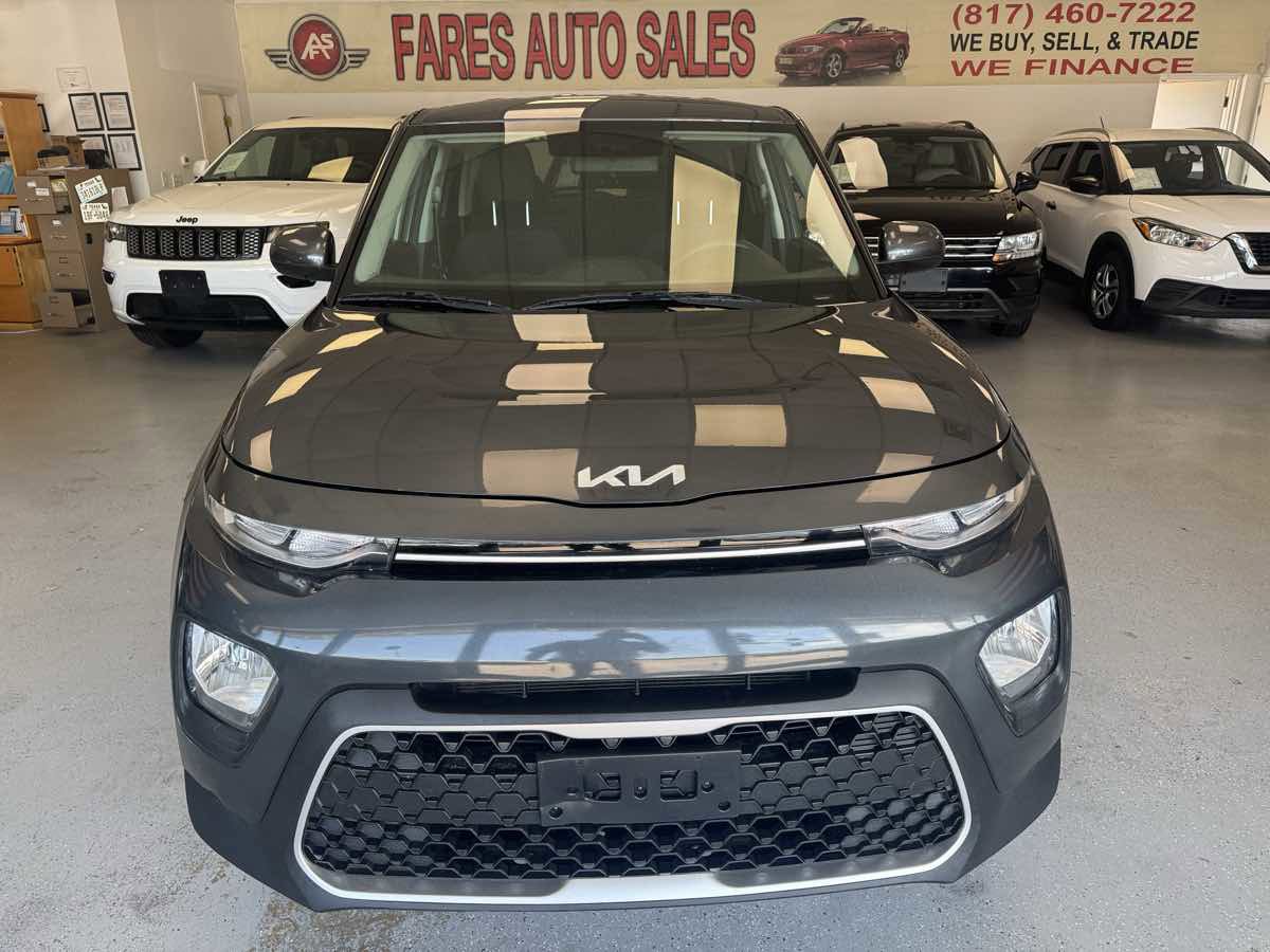 Used 2022 Kia Soul LX FWD image 12