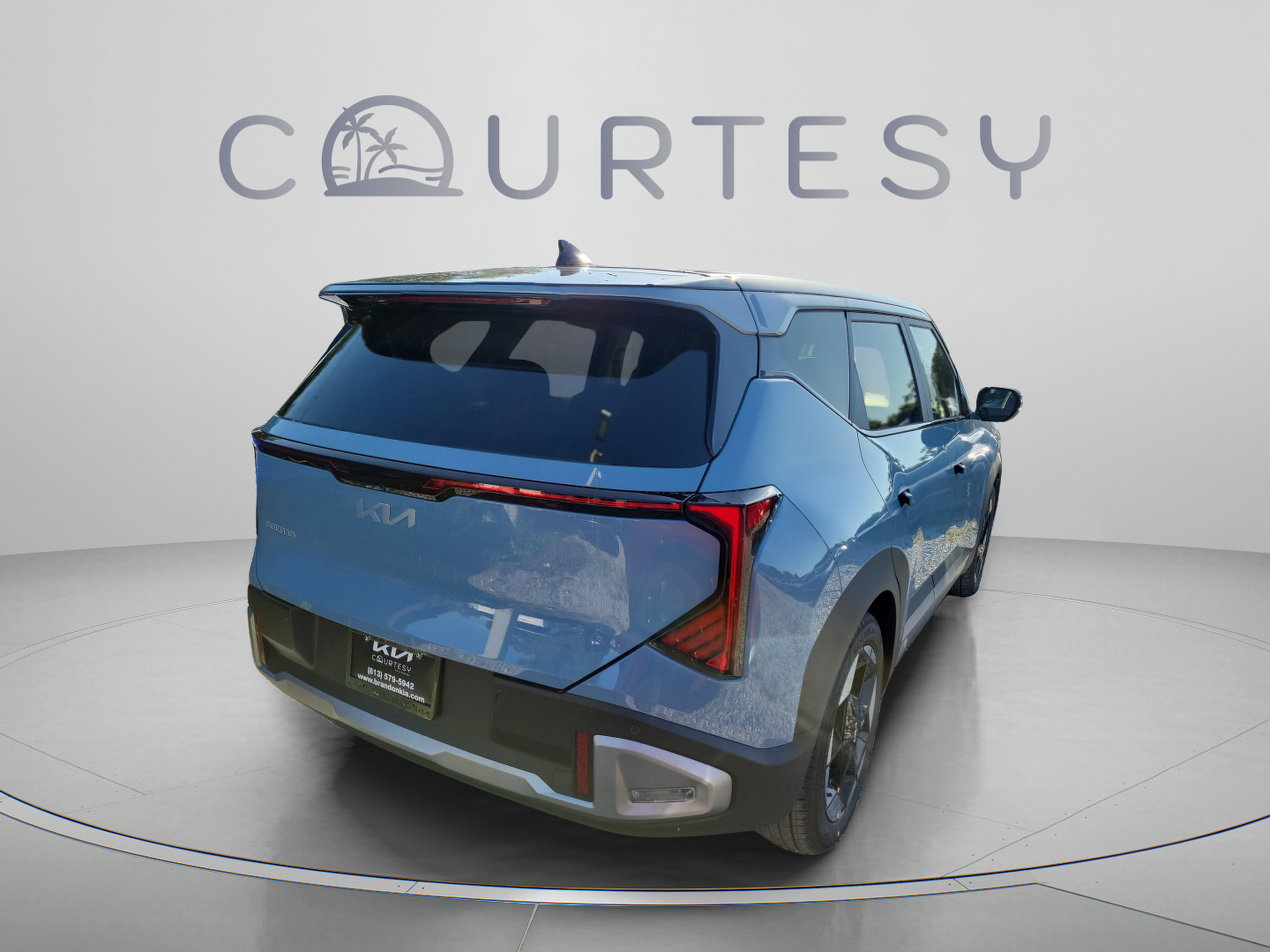 New 2027 Kia Seltos S FWD image 3