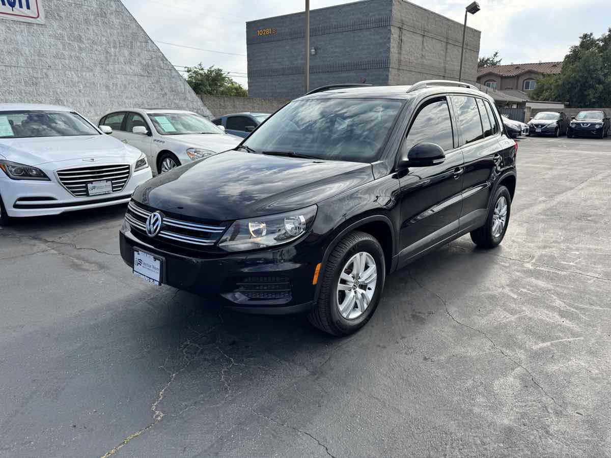 Used 2017 Volkswagen Tiguan S AWD/4WD image 13