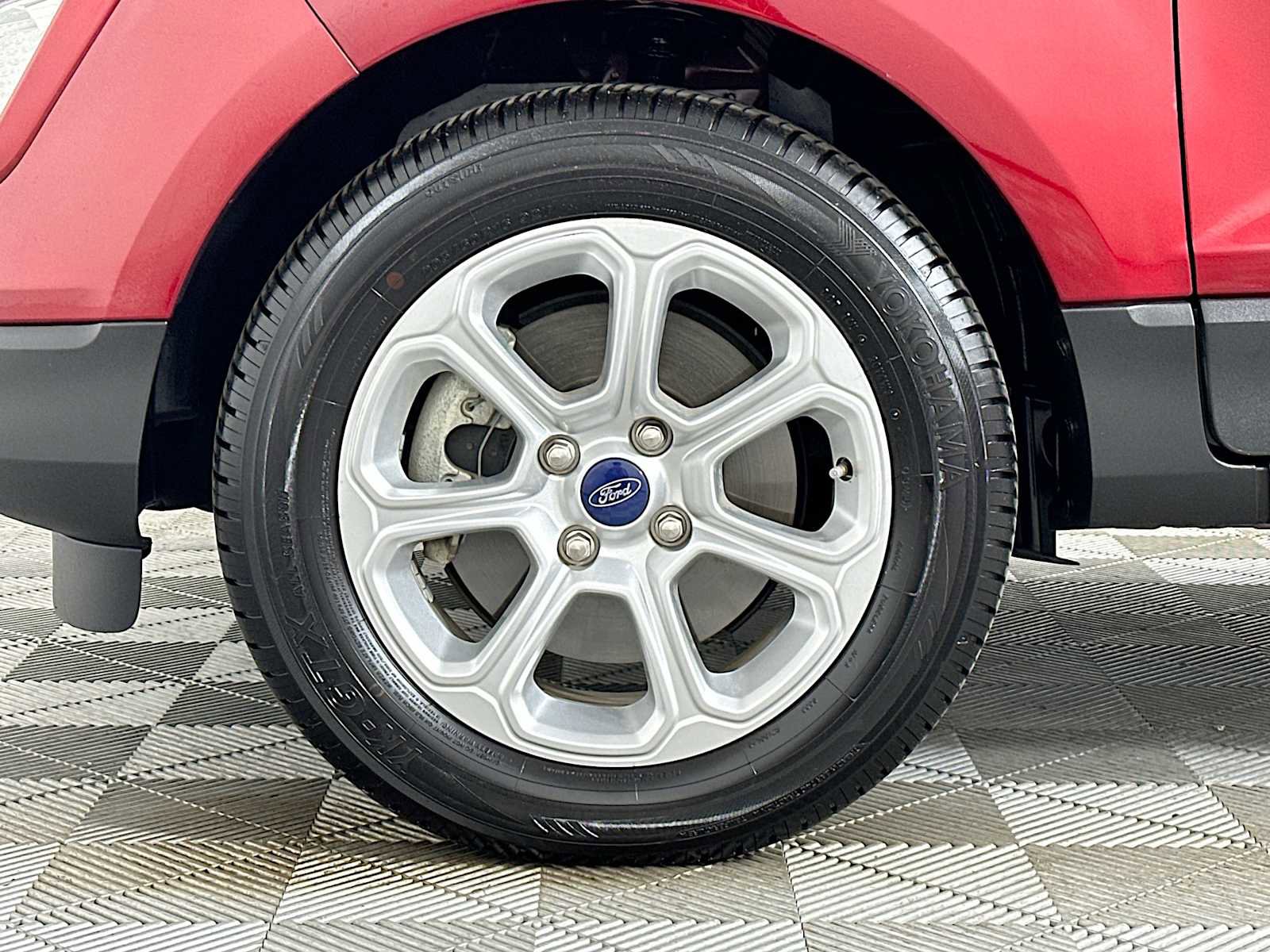 Used 2019 Ford EcoSport SE w/ SE Convenience Package image 29