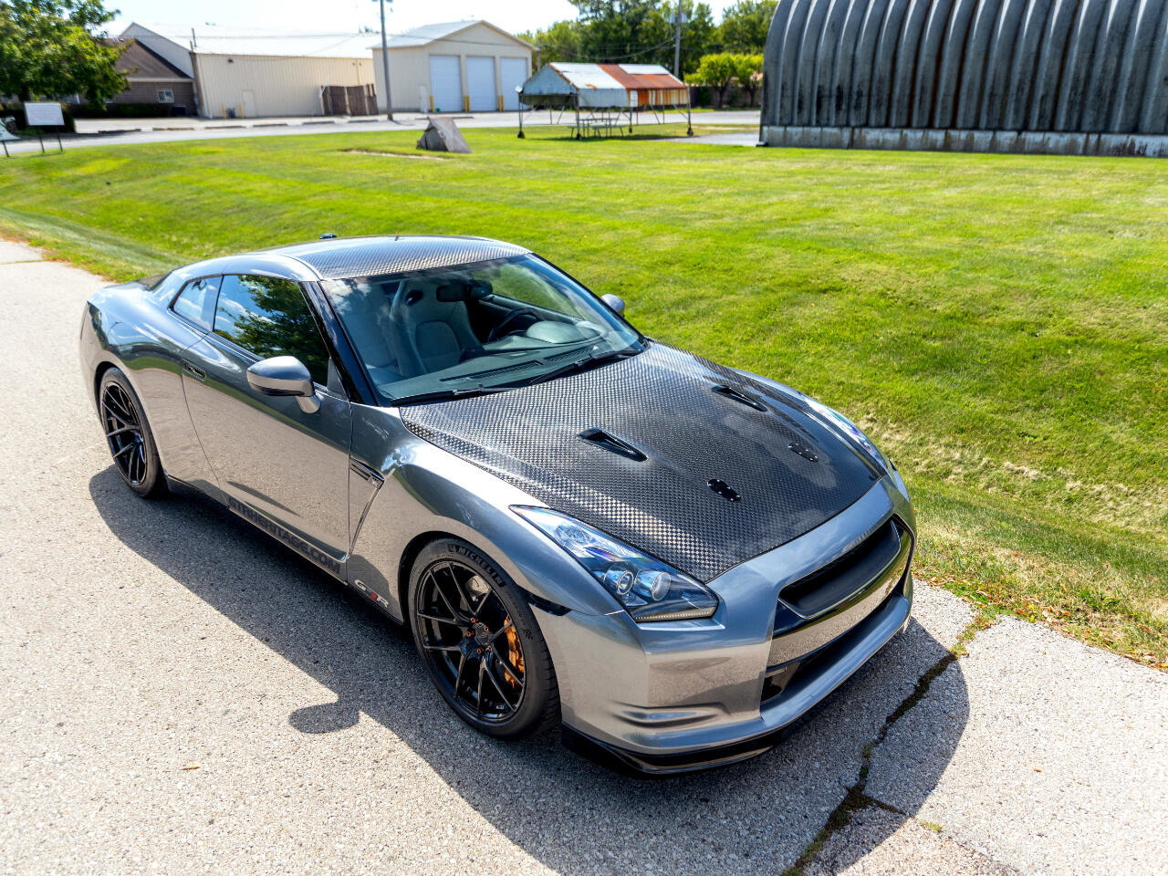Used 2009 Nissan GT-R Premium image 10