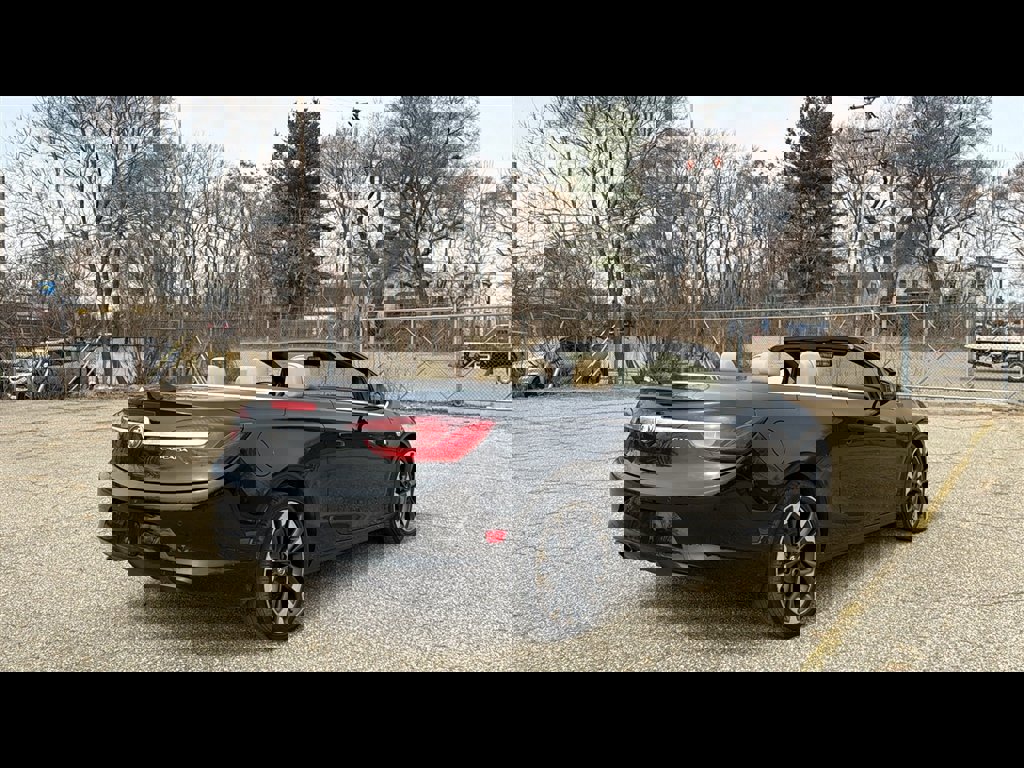 Used 2019 Buick Cascada Premium image 5