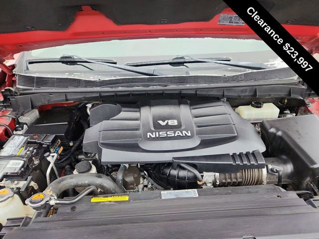 Used 2018 Nissan Titan SL image 14