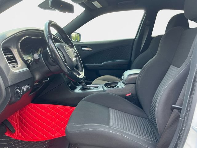 Used 2022 Dodge Charger GT w/ Blacktop Package RWD image 10