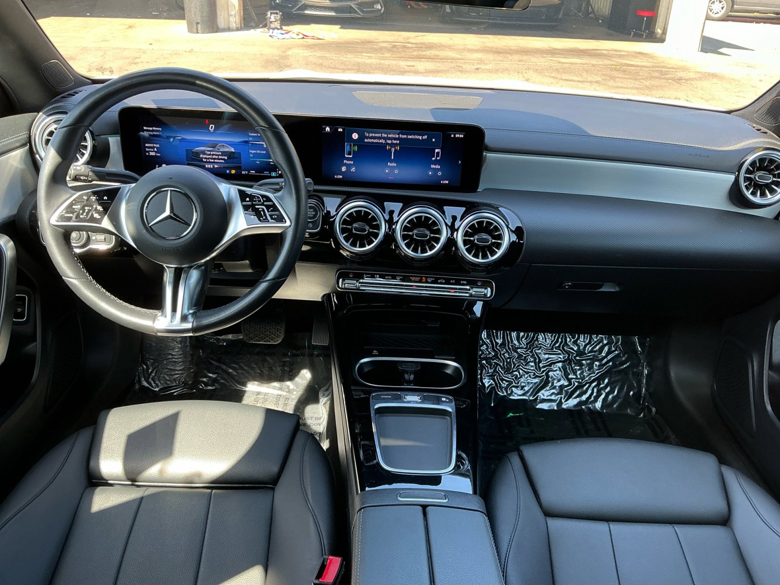 Used 2025 Mercedes-Benz CLA 250 4MATIC image 15