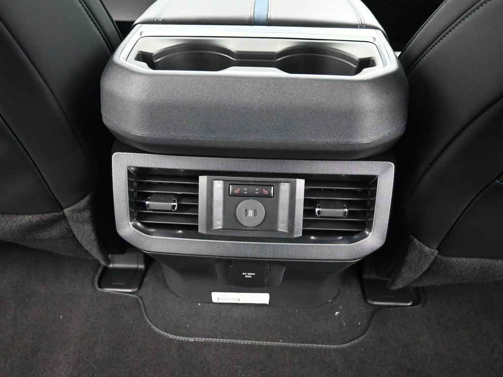 New 2026 Ford F250 Platinum w/ Tremor Off-Road Package image 16