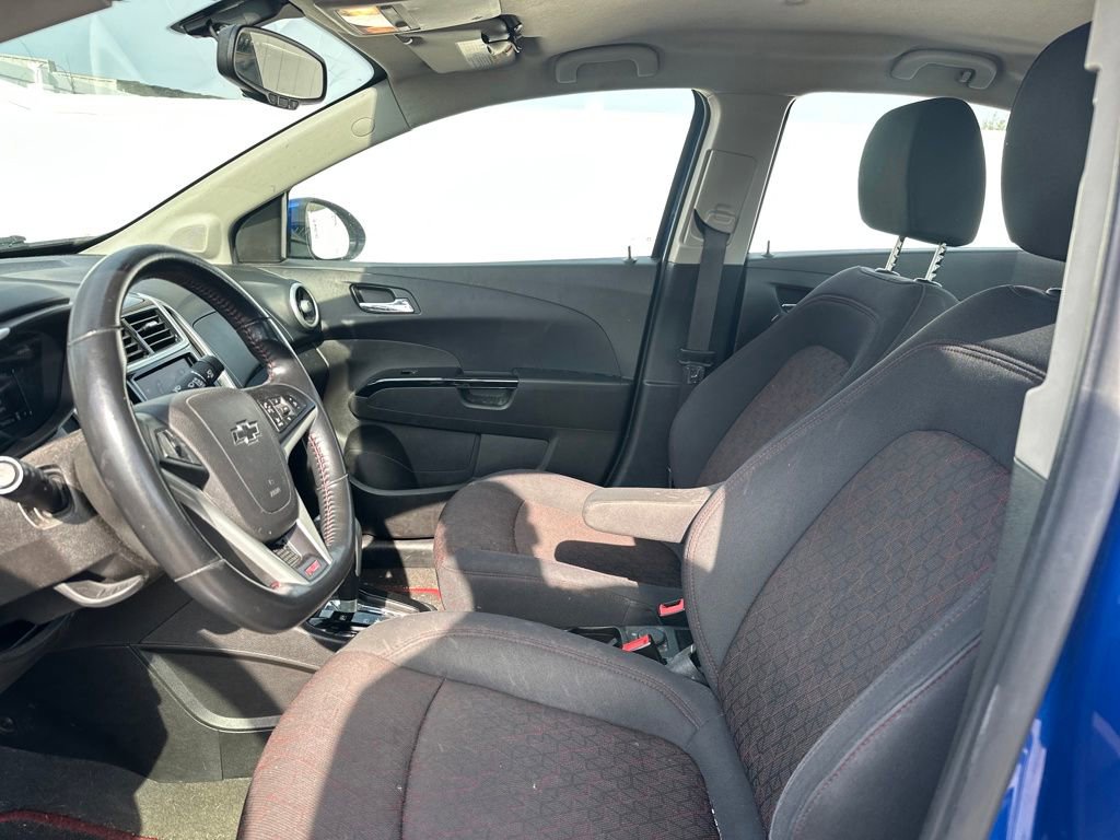 Used 2020 Chevrolet Sonic LT w/ Convenience Package image 11