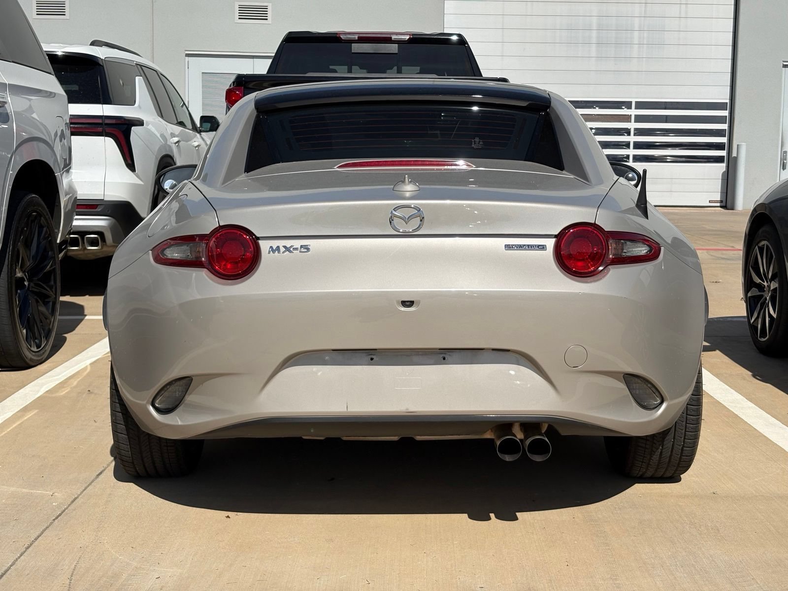 Used 2022 MAZDA MX-5 Miata RF Grand Touring RWD video 3