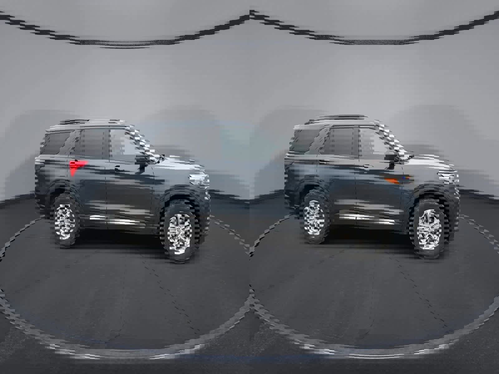 Certified 2022 Ford Explorer XLT image 9