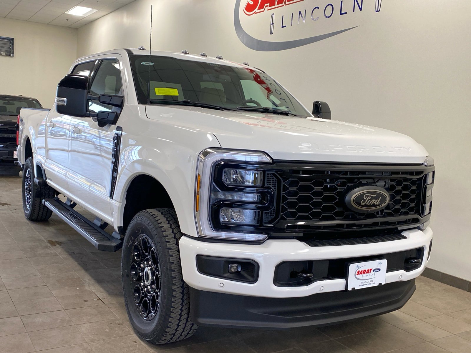 New 2026 Ford F350 Lariat w/ Black Appearance Package image 9