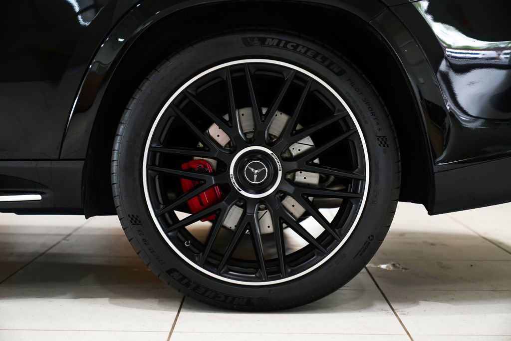 Certified 2026 Mercedes-Benz GLS 63 AMG 4MATIC image 6
