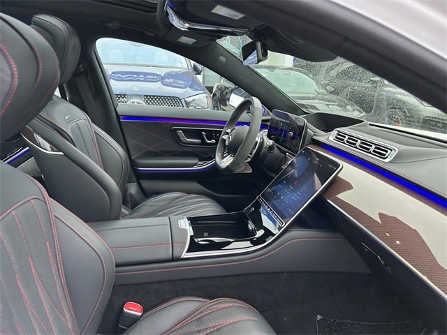 Used 2024 Mercedes-Benz S 63 AMG S image 31