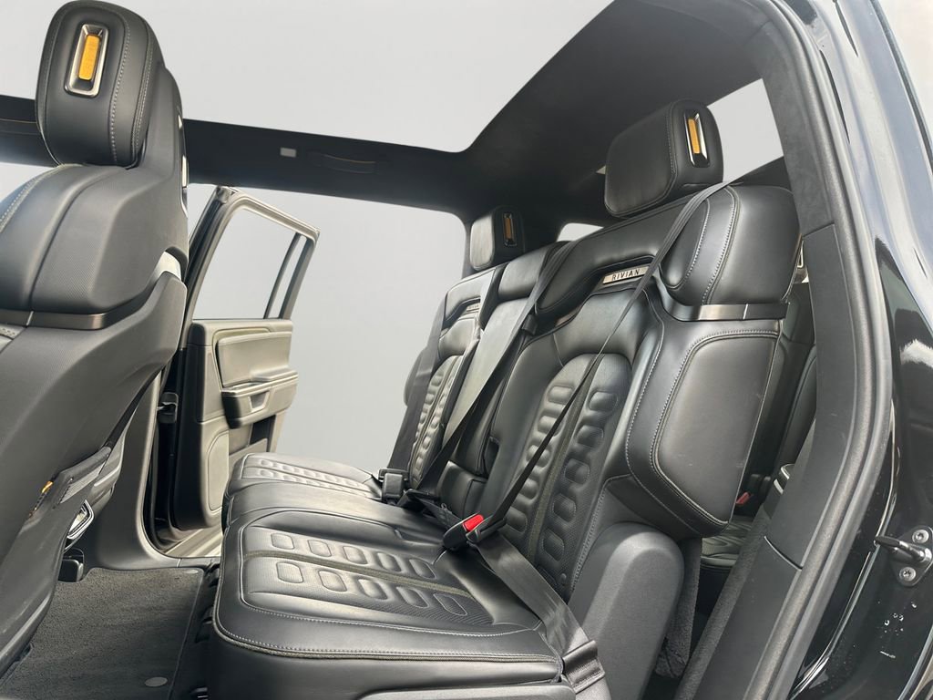 Used 2025 Rivian R1S Adventure image 21