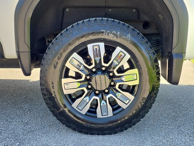Certified 2024 GMC Sierra 2500 Denali w/ Technology Package AWD/4WD image 7
