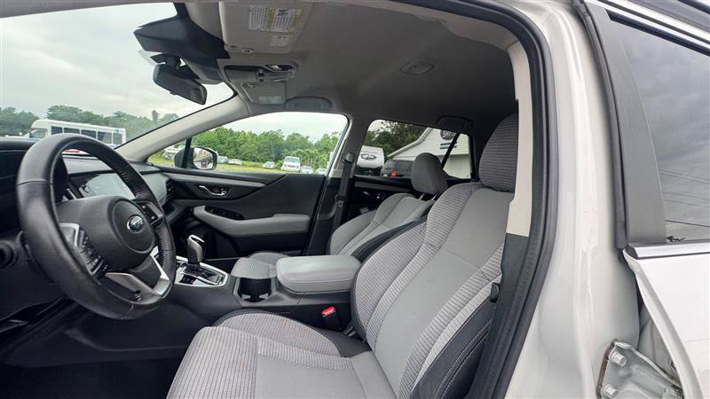 Used 2023 Subaru Outback Premium AWD/4WD image 34