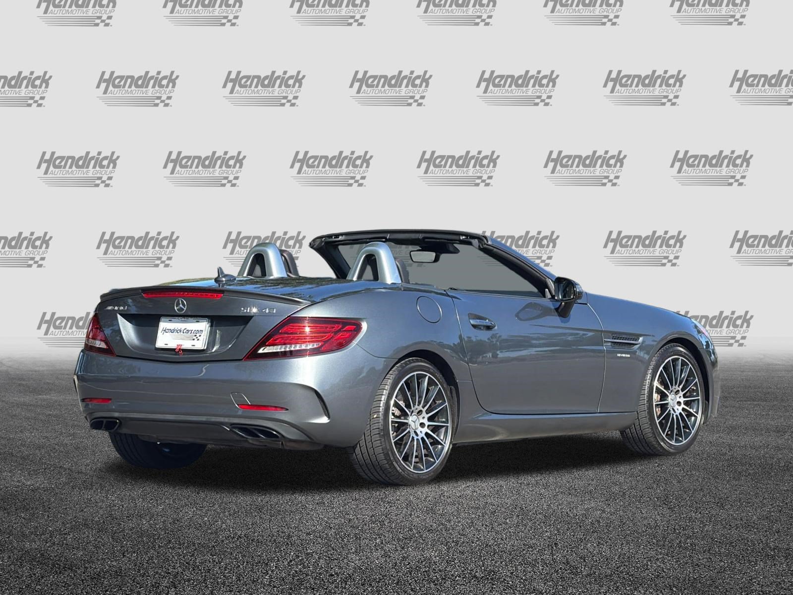 Used 2017 Mercedes-Benz SLC 43 AMG image 5