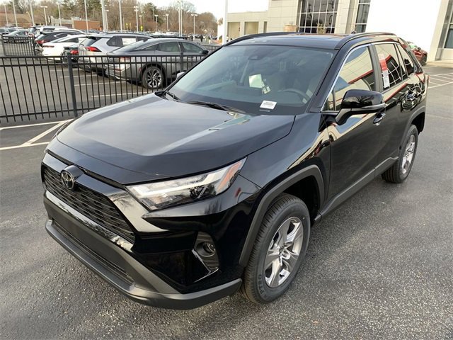 New 2025 Toyota RAV4 XLE