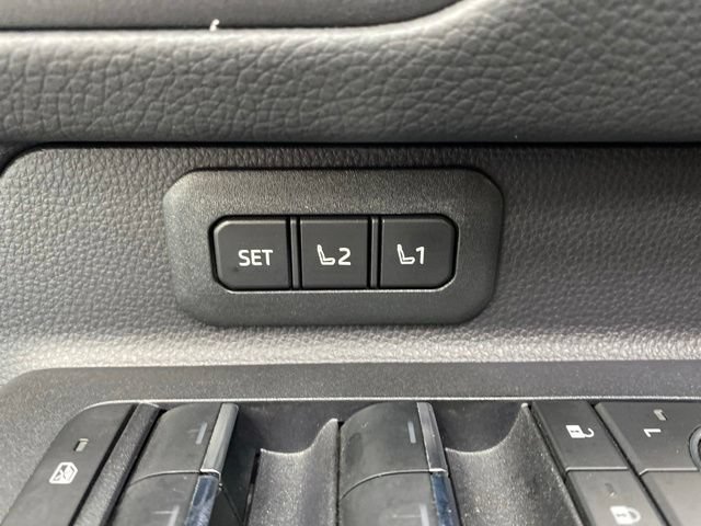 Used 2025 Toyota Land Cruiser w/ Premium Package AWD/4WD image 17
